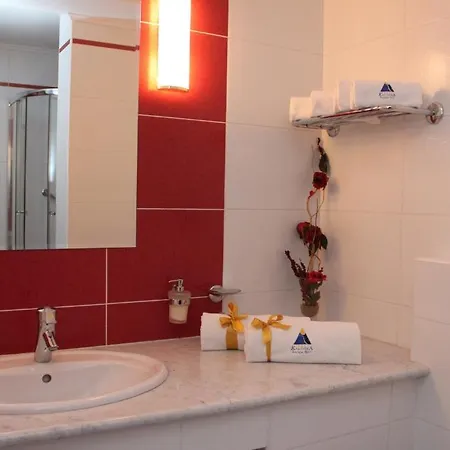 Kaldera Boutique 5*